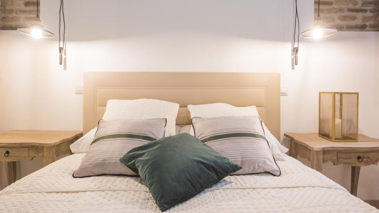 Madera Y Piedra - Apartamentos Aloha Толедо Екстер'єр фото
