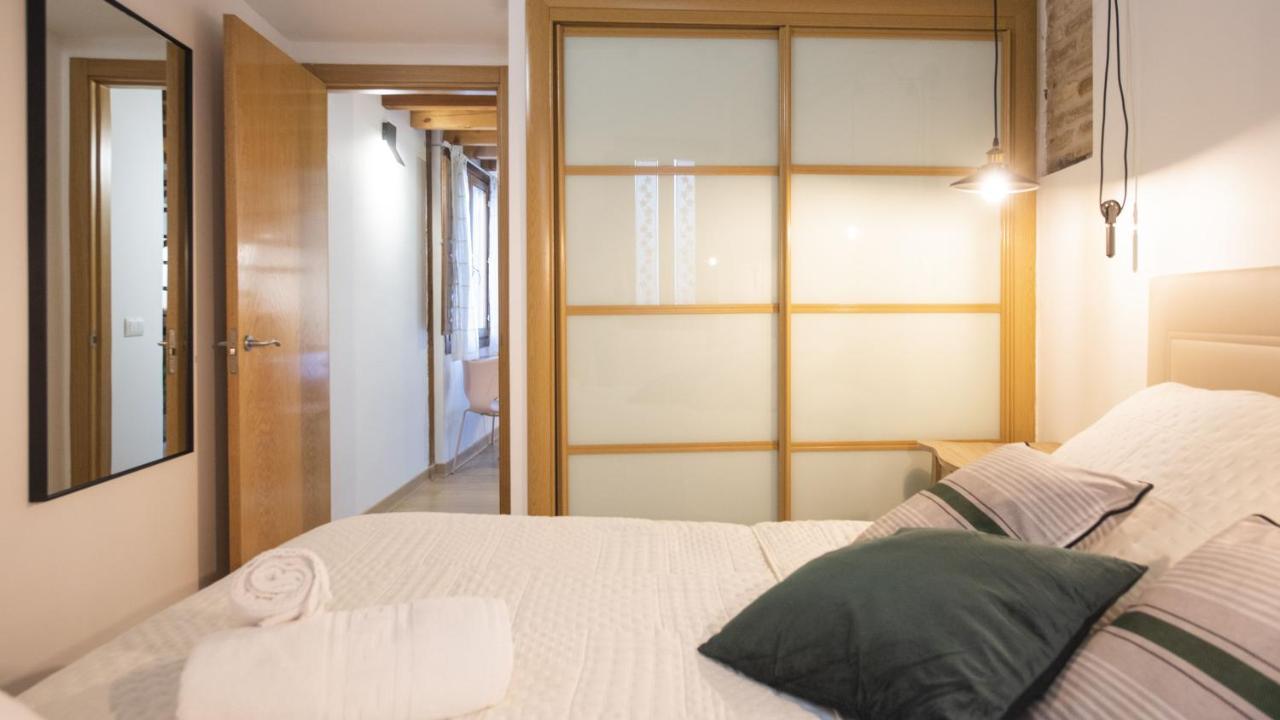 Madera Y Piedra - Apartamentos Aloha Толедо Екстер'єр фото